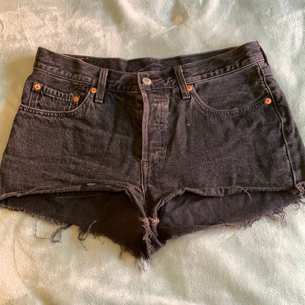 Short Levi’s 501